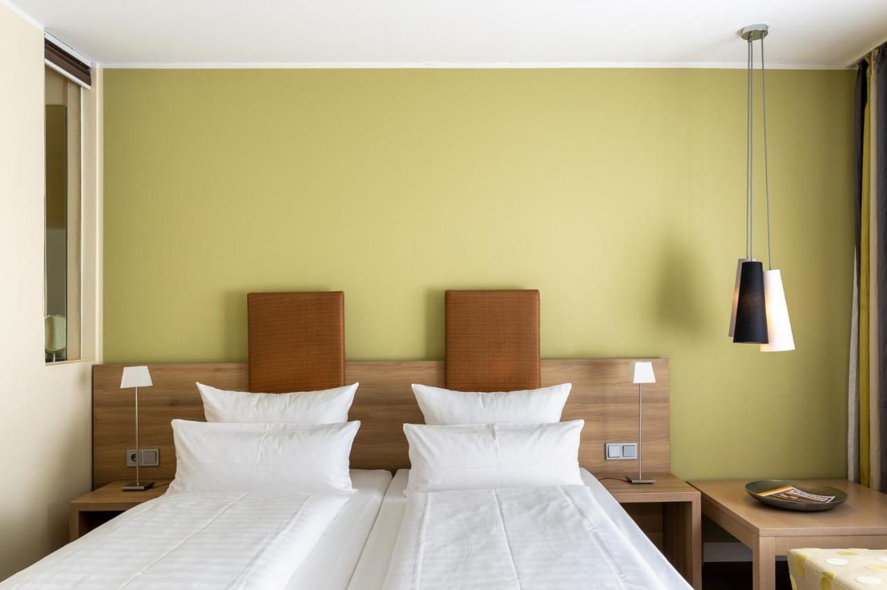 Hotel Am Schlosspark Garni Husum  Luaran gambar