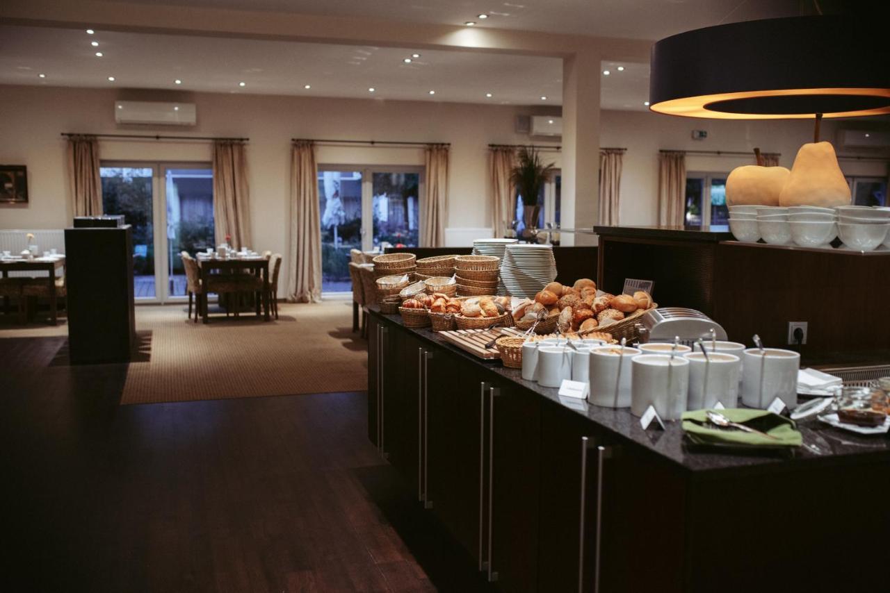 Hotel Am Schlosspark Garni Husum  Luaran gambar
