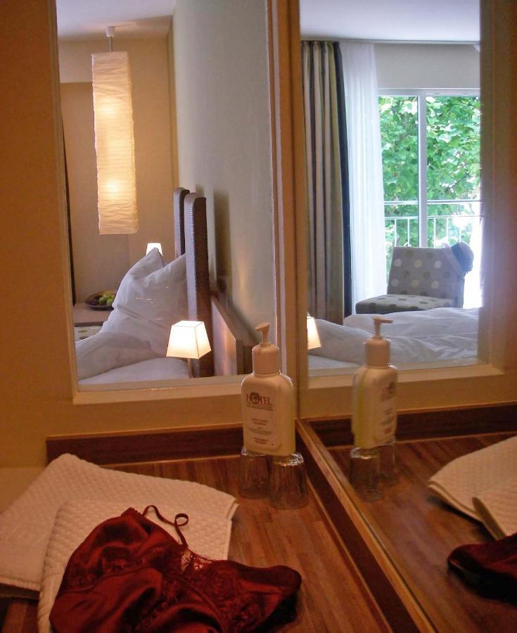 Hotel Am Schlosspark Garni Husum  Luaran gambar